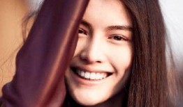 何穗最新爆料视频大全集,揭秘时尚女神的幕后故事