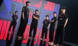 s14转会期最新爆料,各路豪强争锋，转会市场硝烟弥漫